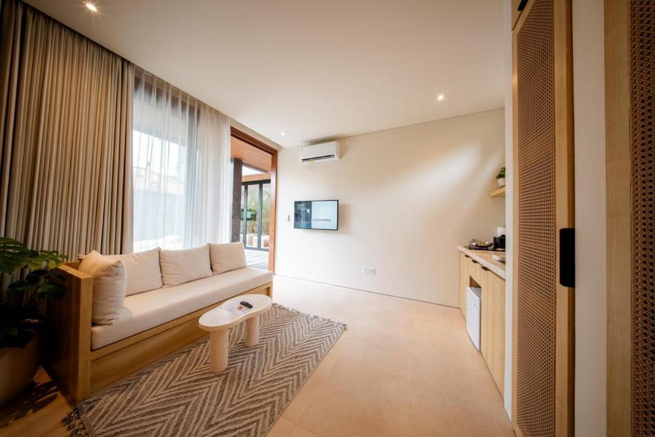 קנגו Thehub Pererenan Coworking, Pool And Rooftop מראה חיצוני תמונה